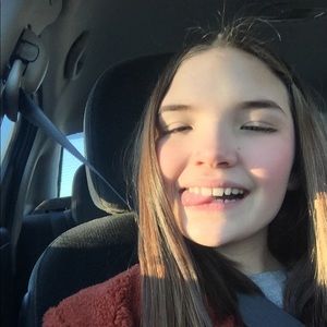 Meet your Posher, Sophia